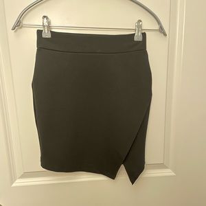 Forever 21 Asymmetric Skirt Size S